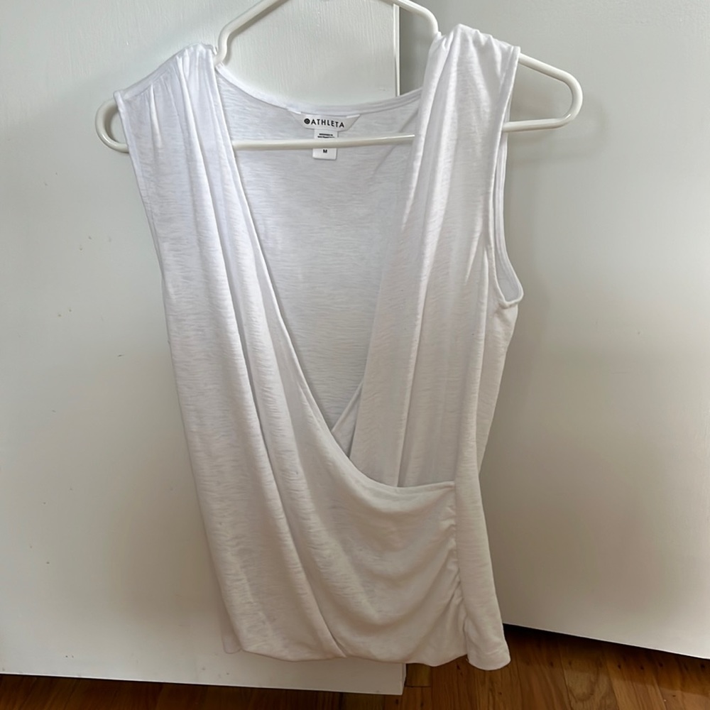 Athleta white top